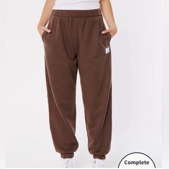 NEW🌟HOLLISTER Adjustable Rise Baggy Boyfriend Joggers - Picture 3 of 6
